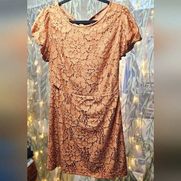 Mini Dress - Picture 4 of 10